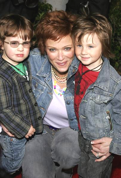 Lauren Holly Latest News, Bio, Profile, Album, Movie and Photo.