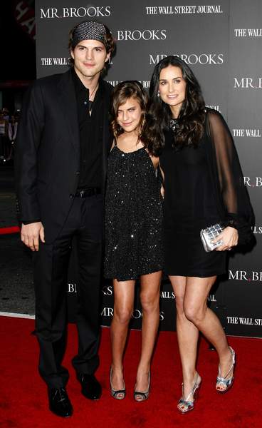Demi Moore, Ashton Kutcher<br>Mr. Brooks Los Angeles Premiere