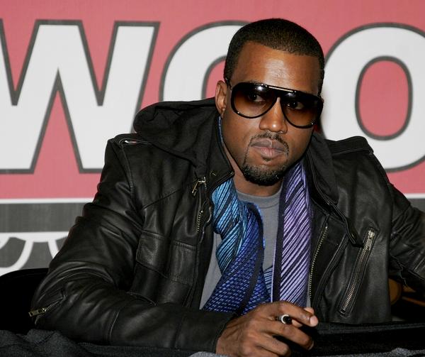 Kanye West;<br>In-store signing by Kanye West for his new CD Graduation
