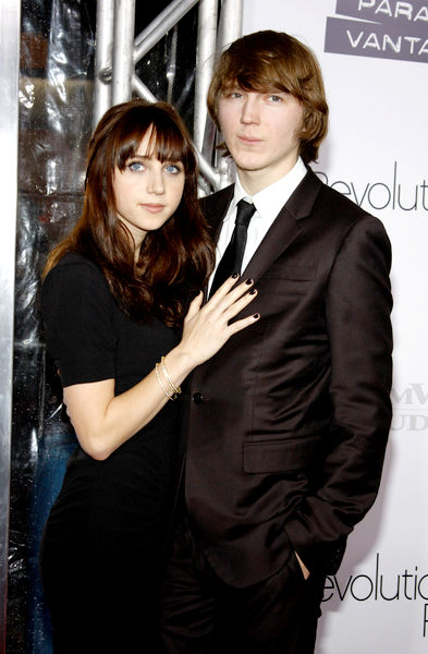 Zoe Kazan, Paul Dano<br>