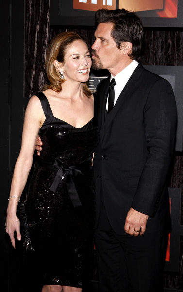 Diane Lane, Josh Brolin<br>14th Annual Critics Choice Awards - Arrivals