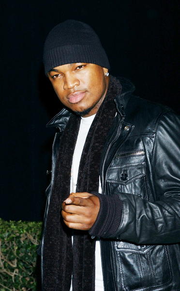 Ne-Yo;<br>4th Annual Black Eyed Peas Peapod Foundation Benefit Concert