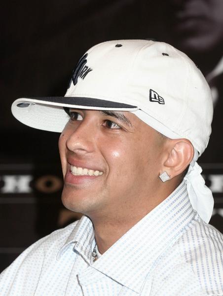 Daddy Yankee Pictures with High Quality Photos