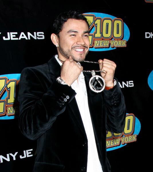 Frankie J Latest News, Bio, Profile, Album, Movie and Photo.