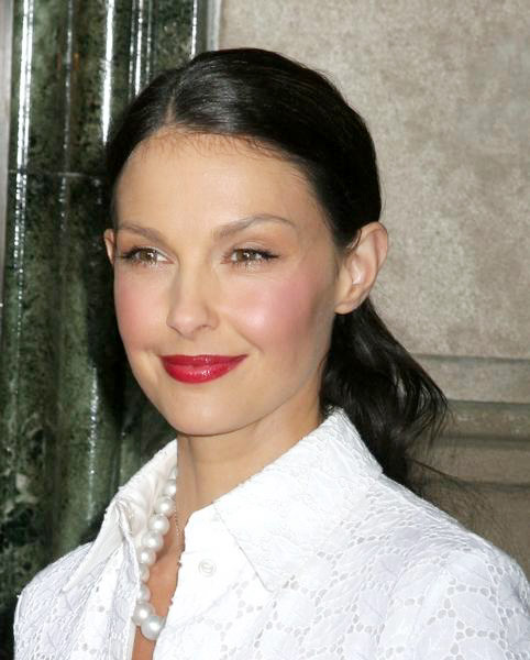 Ashley Judd<br>Cocktail Party and Intimate Dinner in Celebration of the Cartier Charity Love Bracelet