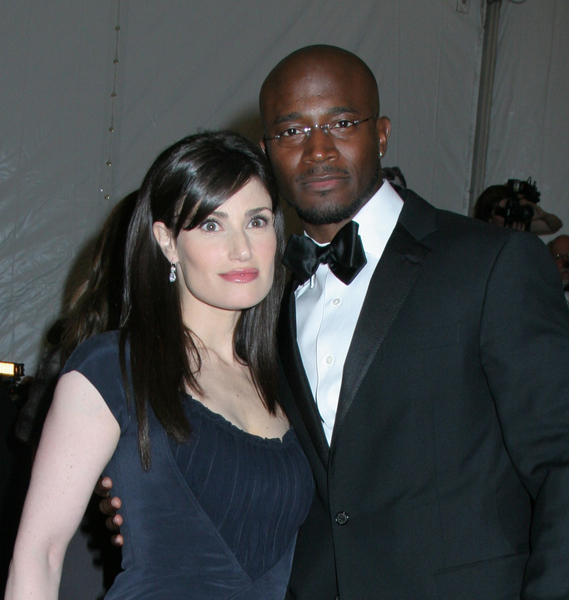 Taye Diggs Picture 7 - "Seven Pounds" Los Angeles Premiere - Arrivals