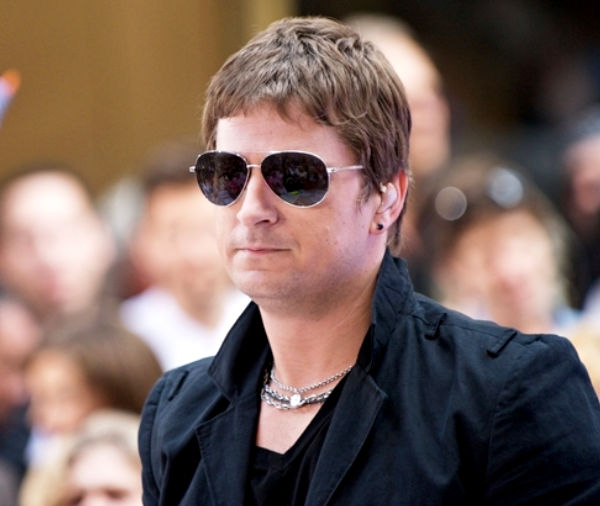 Rob Thomas<br>