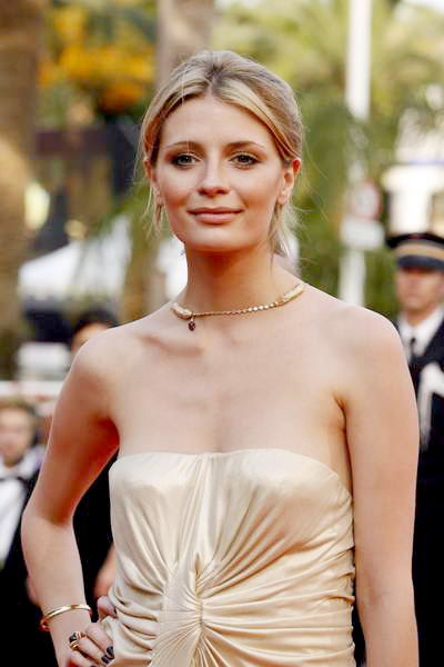 Mischa Barton<br>2007 Cannes Film Festival - Le Scaphandre et le Papillon (The Diving Bell and the Butterfly) - Phot