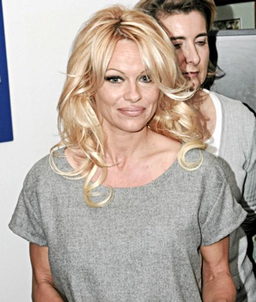 Pamela Anderson<br>Pamela Anderson, New Ambassador of PETA, Visits the Brigitte Bardot Foundation in Paris