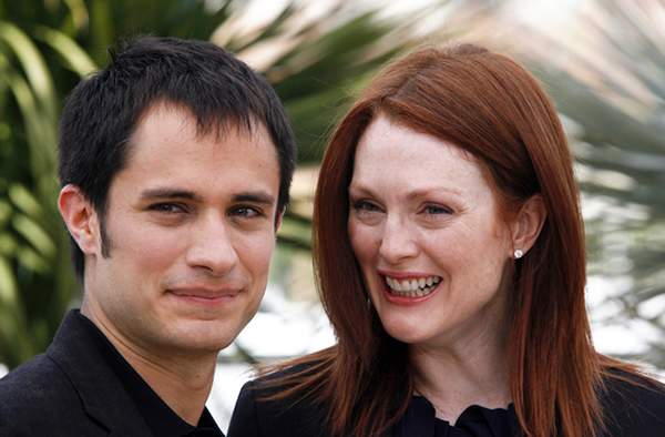 Gael Garcia Bernal, Julianne Moore<br>2008 Cannes Film Festival - 