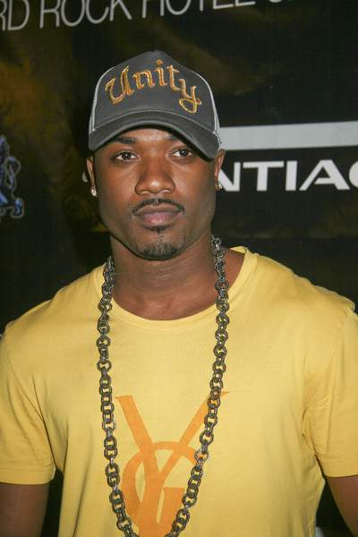 Ray J<br>50 Cent Performance - Red Carpet