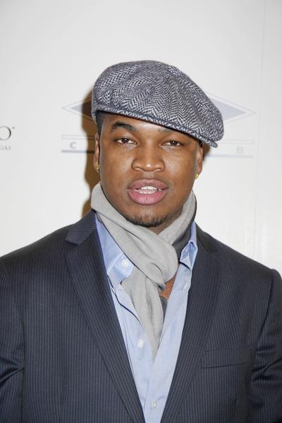 Ne-Yo;<br>40/40 Club Grand Opening - Arrivals