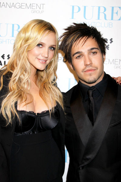 Ashlee Simpson, Pete Wentz<br>New Year's Eve Celebration Hosted by Ashlee Simpson-Wentz and Pete Wentz at Pure Nightclub Las Vegas