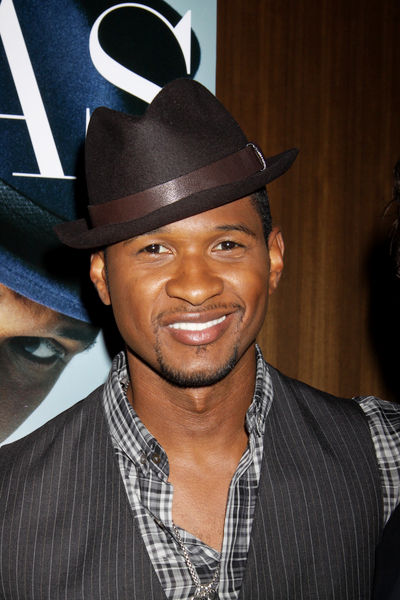 Usher<br>Usher Hosts Vegas Magazine's July/August Men's Issue Party at the Playboy Club in Las Vegas