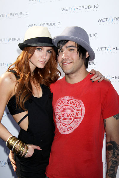 Ashlee Simpson, Pete Wentz<br>Ashlee Simpson-Wentz 25th Birthday Bash Poolside at Wet Republic in Las Vegas on October 3, 2009