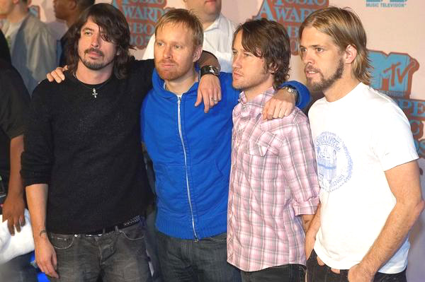 Foo Fighters<br>2005 MTV European Music Awards Lisbon - Arrivals
