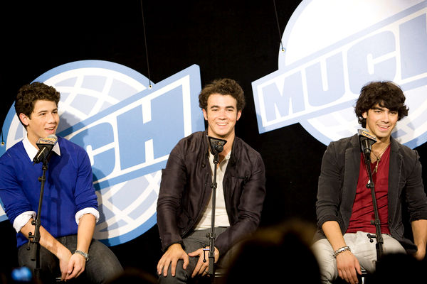 Jonas Brothers<br>2009 MuchMusic Video Awards - Press Room