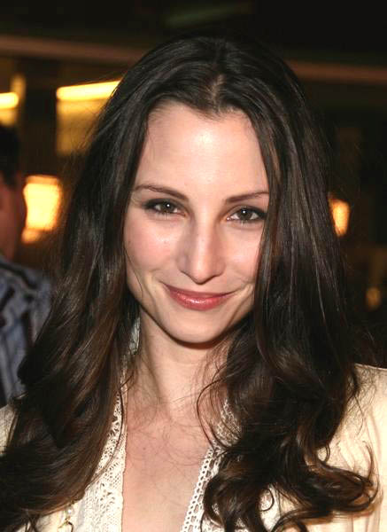 Маккомб. Хизер маккомб. Джейми маккомб. Хизер маккомб актриса. Элизабет маккомб.