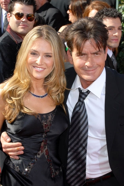 Brooke Mueller Pictures with High Quality Photos