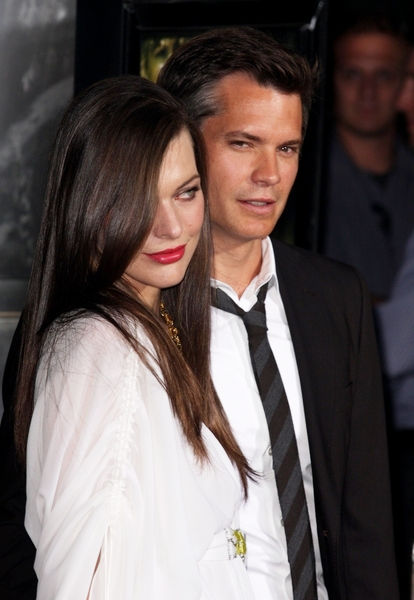 Milla Jovovich, Timothy Olyphant<br>