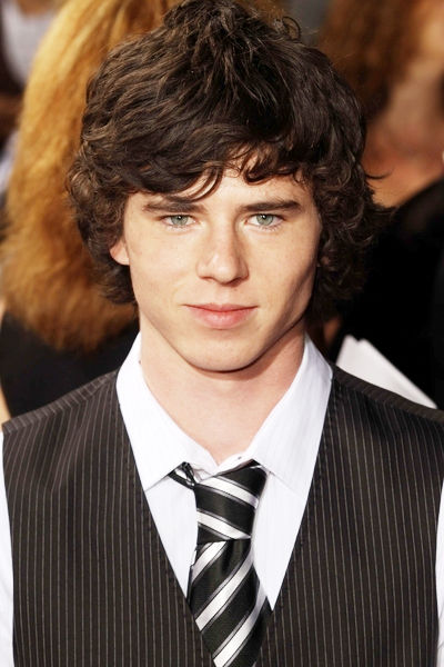 Charlie McDermott Pictures, Latest News, Videos.