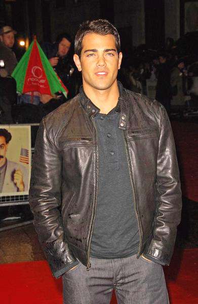 Jesse Metcalfe<br>Borat Movie Premiere in London - Arrivals