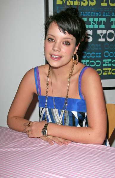 Lily Allen;<br>Lily Allen Signing at the Last Christmas I Gave You My Art store in Earlham Street