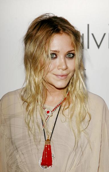 Mary-Kate Olsen<br>Martin Creed and Calvin Klein Spring/Summer 08 - Party Arrivals