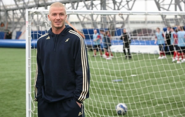 David Beckham<br>David Beckham Fans Train at His London Academy After Winning a Motorola RAZR2 Online Contest