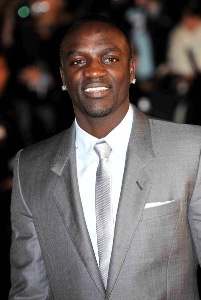 Akon<br>NRJ Music Awards 2009 - Arrivals