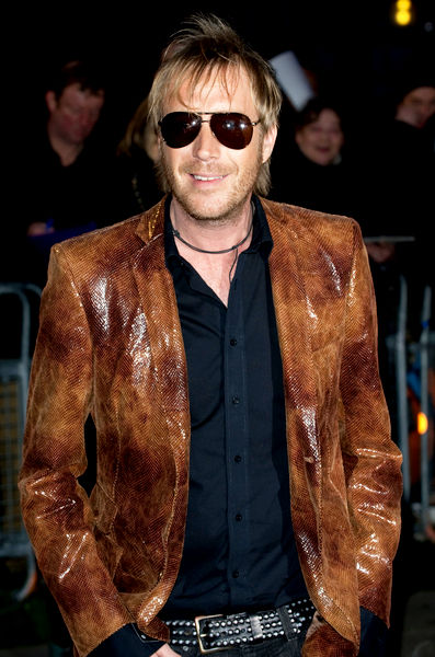 Rhys Ifans<br>