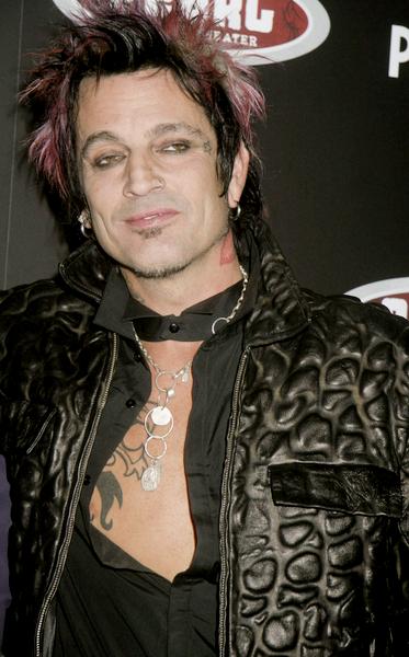 Tommy Lee<br>Grand Opening of The Pearl at The Palms Hotel In Las Vegas with Gwen Stefani in Concert - Red Carpe
