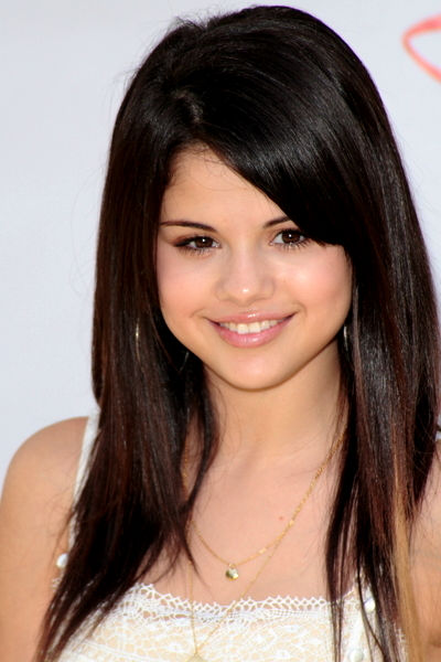 Selena Gomez Picture 1 - 2012 Kids' Choice Awards - Arrivals