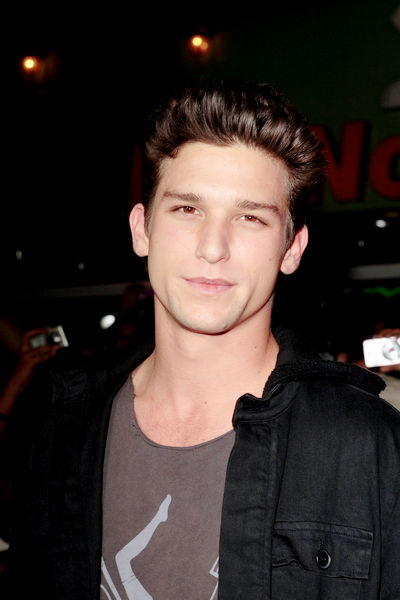 Daren Kagasoff Pictures with High Quality Photos