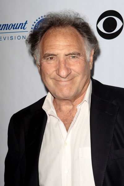 Judd Hirsch<br>