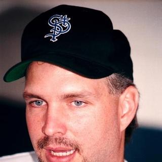 Garth Brooks in 