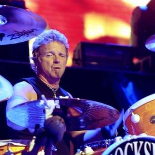Aerosmith; in Aerosmith Performs Live at the Tweeter Center