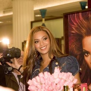 Beyonce Knowles; in True Star Gold Fragrance Autograph Signing