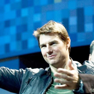 Tom Cruise in 2006 International Consumer Electronics Show - Yahoo Keynote Speach