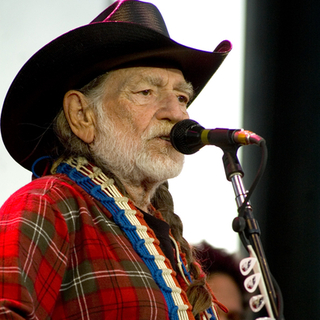 Willie Nelson Performs in Chicago