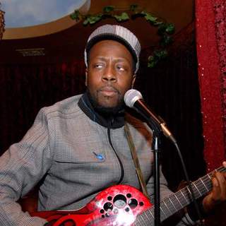 Wyclef Jean in Wyclef Jean Listening Party for "Carnival Vol. II: Memoirs of an Immigrant" at La Pomme Rouge