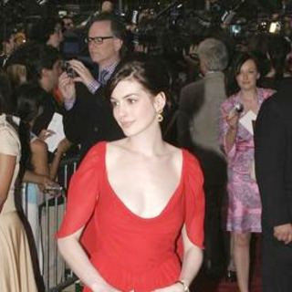 Anne Hathaway; in The Devil Wears Prada New York Premiere - Arrivals