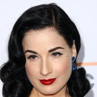 Dita Von Teese; in "Breaking Bad" Premiere Screening - Arrivals