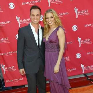 LeAnn Rimes;Dean Sheremet; in 43rd Academy Of Country Music Awards - Arrivals