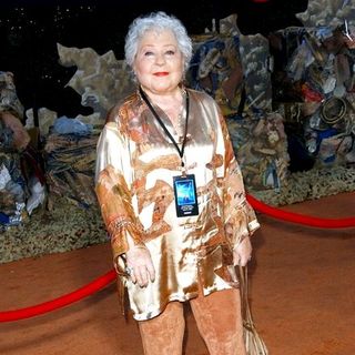 Estelle Harris; in "WALL.E" World Premiere - Arrivals