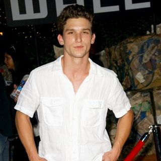 Daren Kagasoff; in "WALL.E" World Premiere - Arrivals