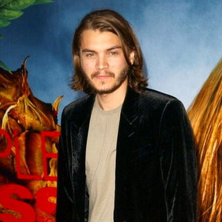Emile Hirsch; in "Pineapple Express" Los Angeles Premiere - Arrivals