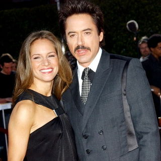 Robert Downey Jr.;Susan Levin; in Tropic Thunder Los Angeles Premiere - Arrivals