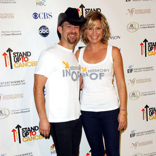 Sugarland; in Stand Up To Cancer - Arrivals