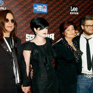 Ozzy Osbourne, Kelly Osbourne, Sharon Osbourne, Jack Osbourne in Spike TV's "Scream 2008" - Arrivals